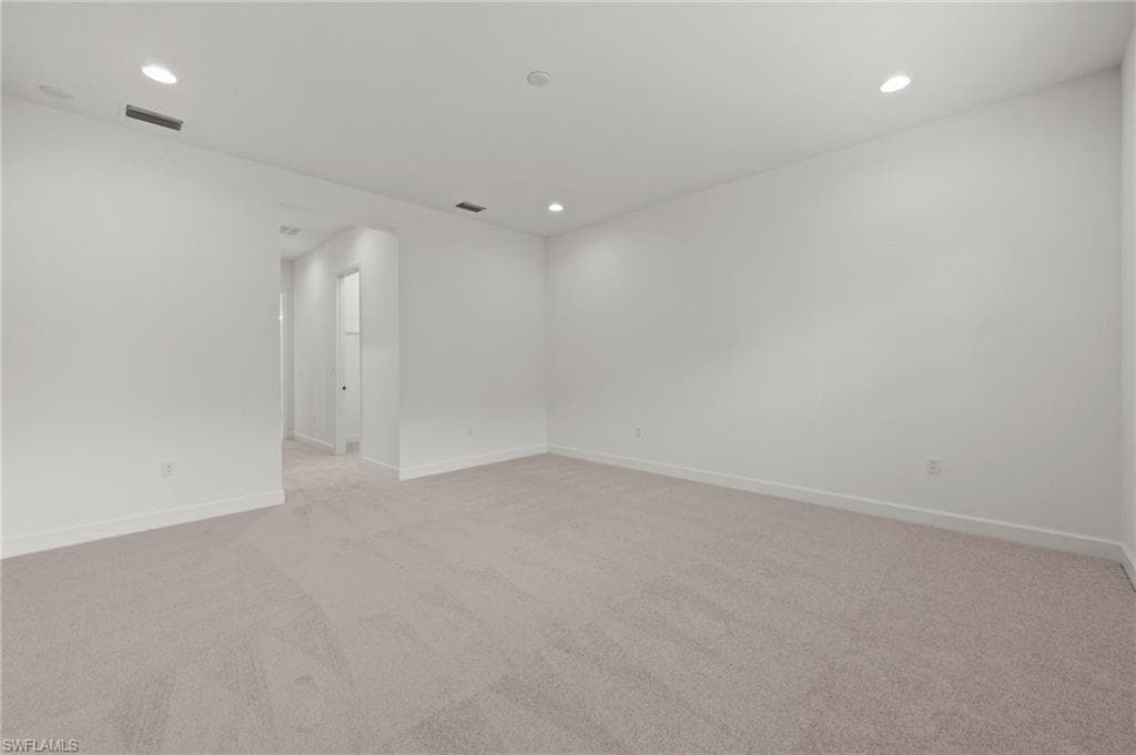 14313 Hogarth PL-14