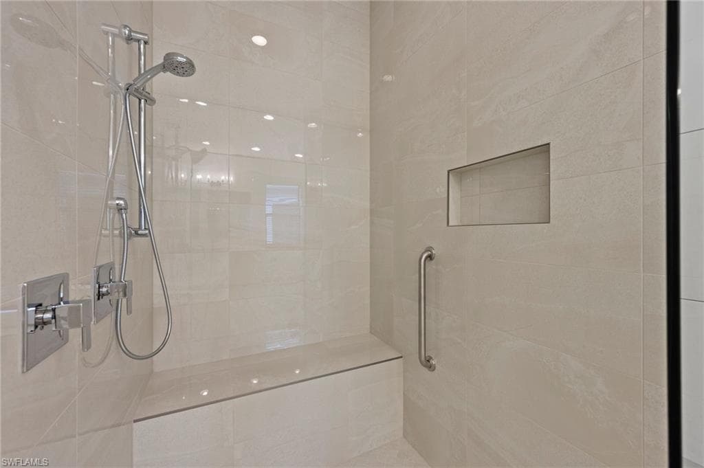 14313 Hogarth PL-18