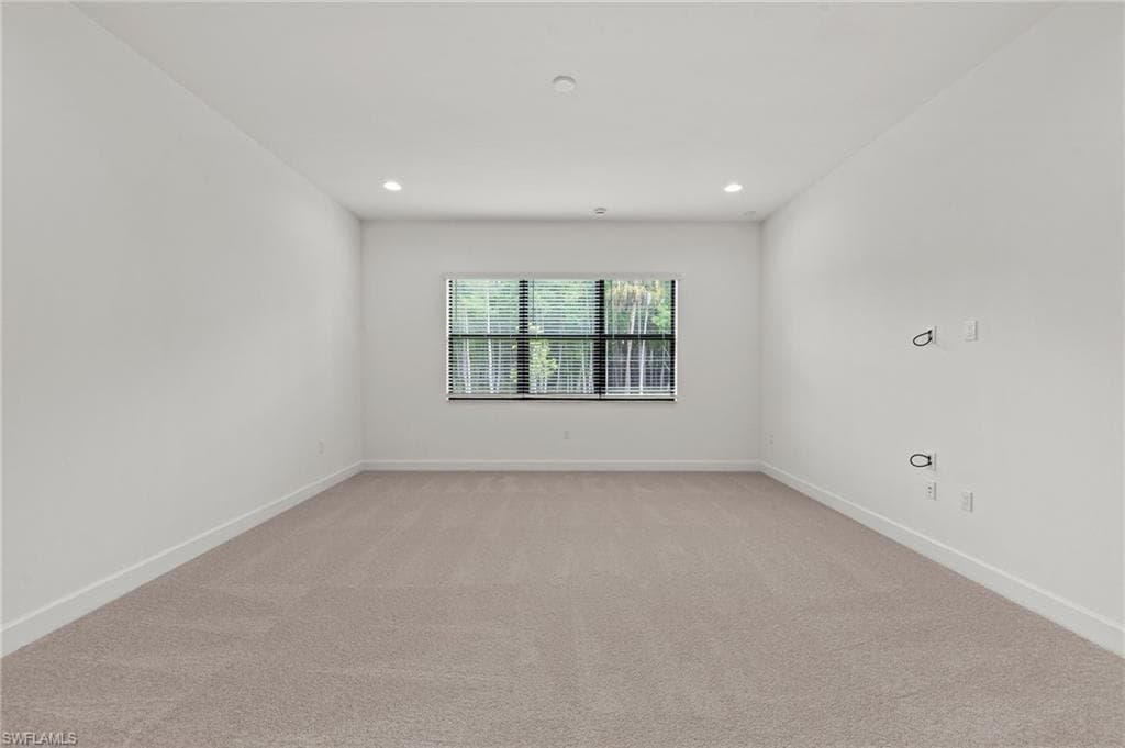 14313 Hogarth PL-15