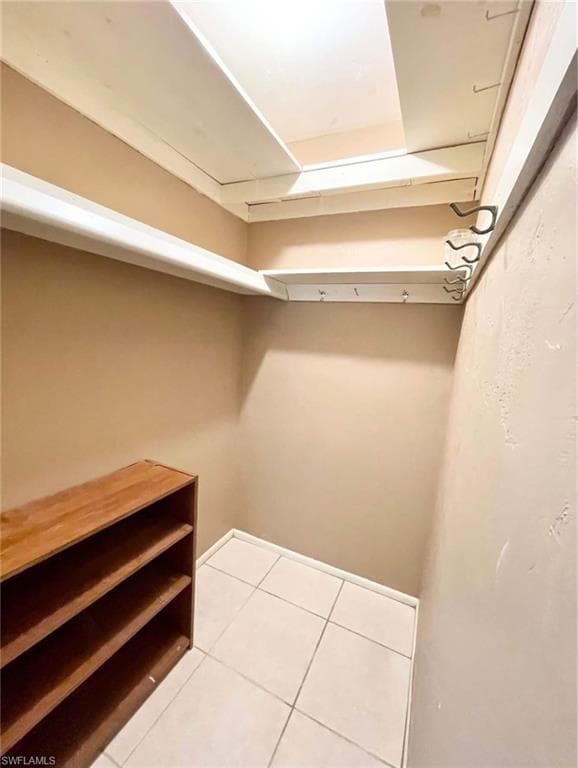 10 Temple CT-17