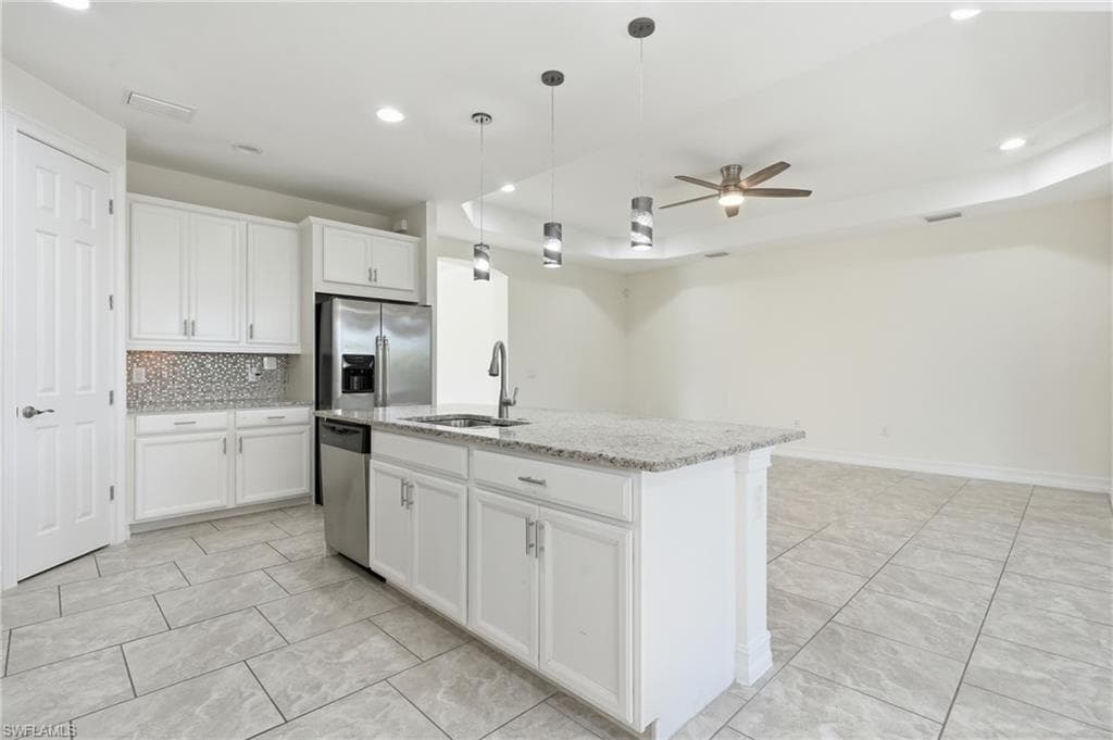 16329 Aberdeen WAY-12