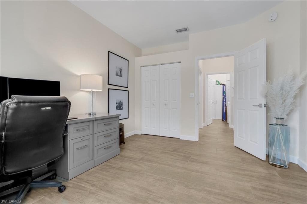 1215 Sarah Jean CIR J205-17
