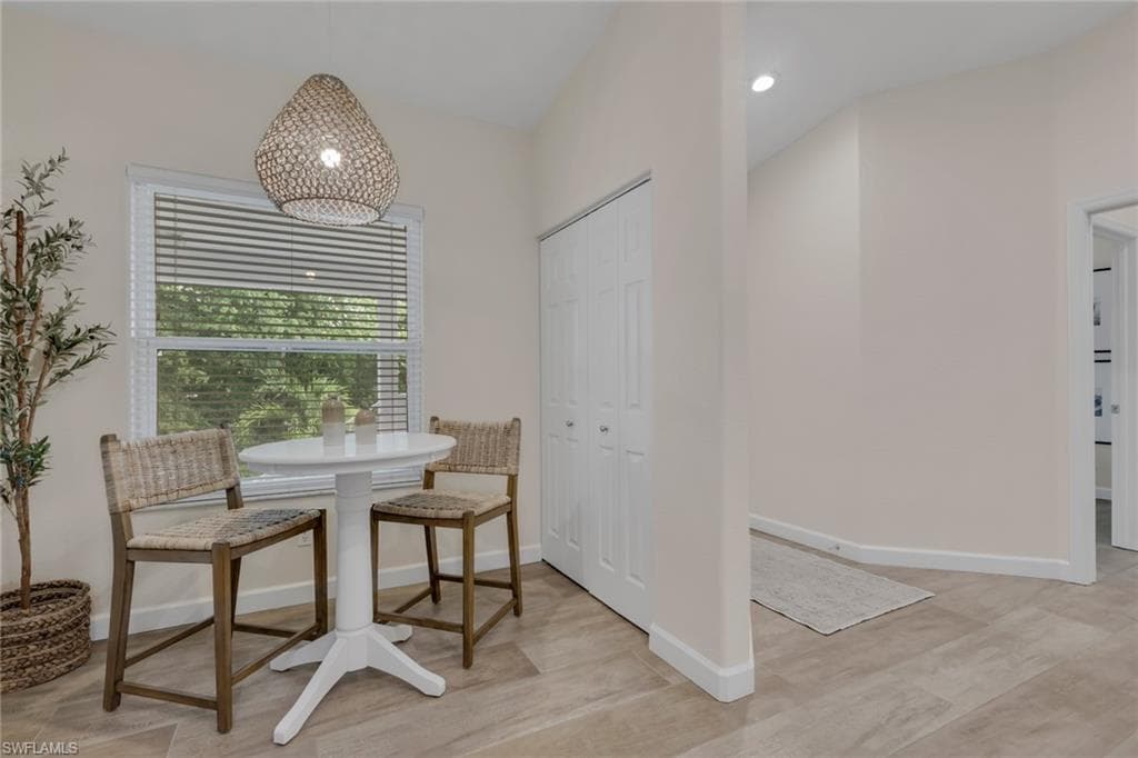 1215 Sarah Jean CIR J205-8