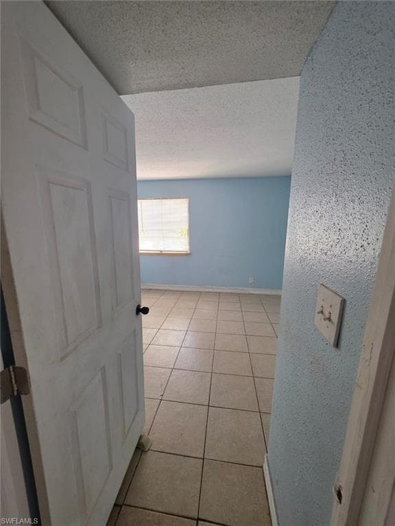 2835 Winkler AVE 215-25