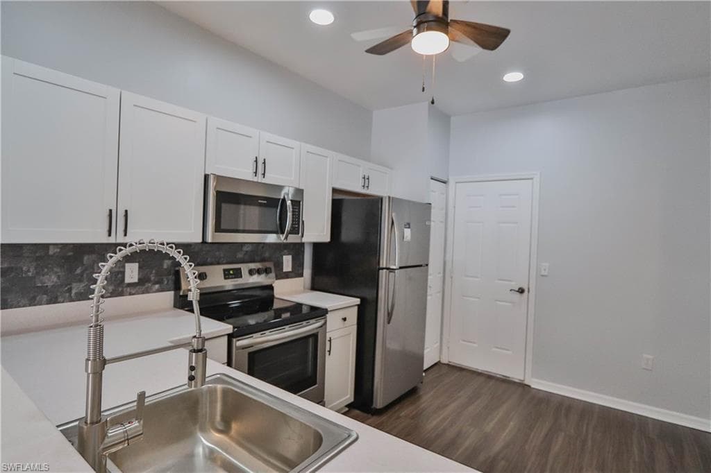 3630 Pine Oak CIR 105-7