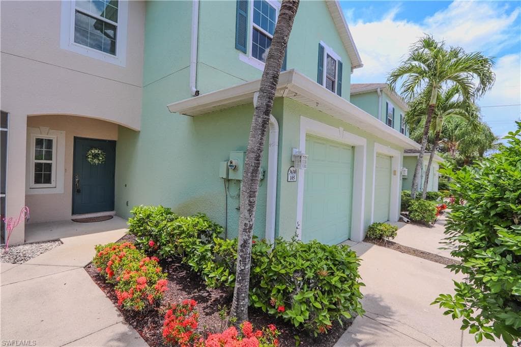 3630 Pine Oak CIR 105-3