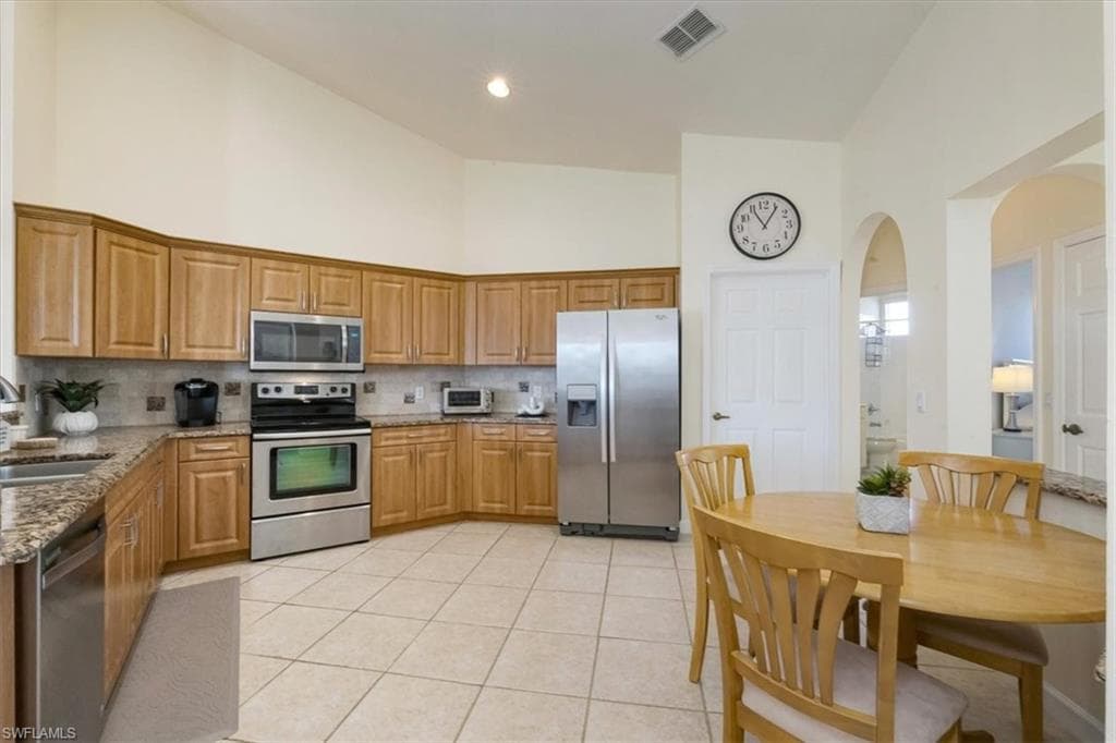 3057 Driftwood WAY 4004-10