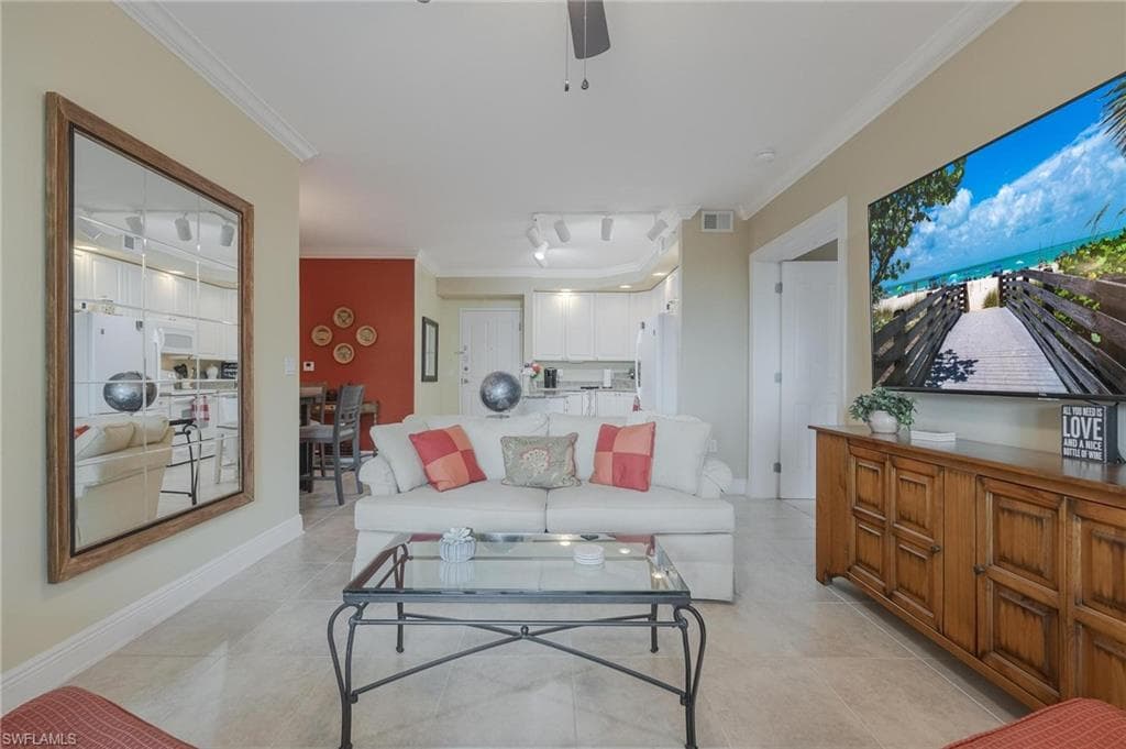 2825 Palm Beach BLVD 214-17