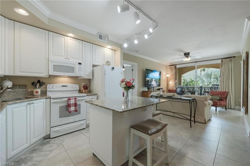 2825 Palm Beach BLVD 214-5