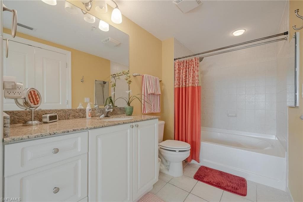 2825 Palm Beach BLVD 214-8