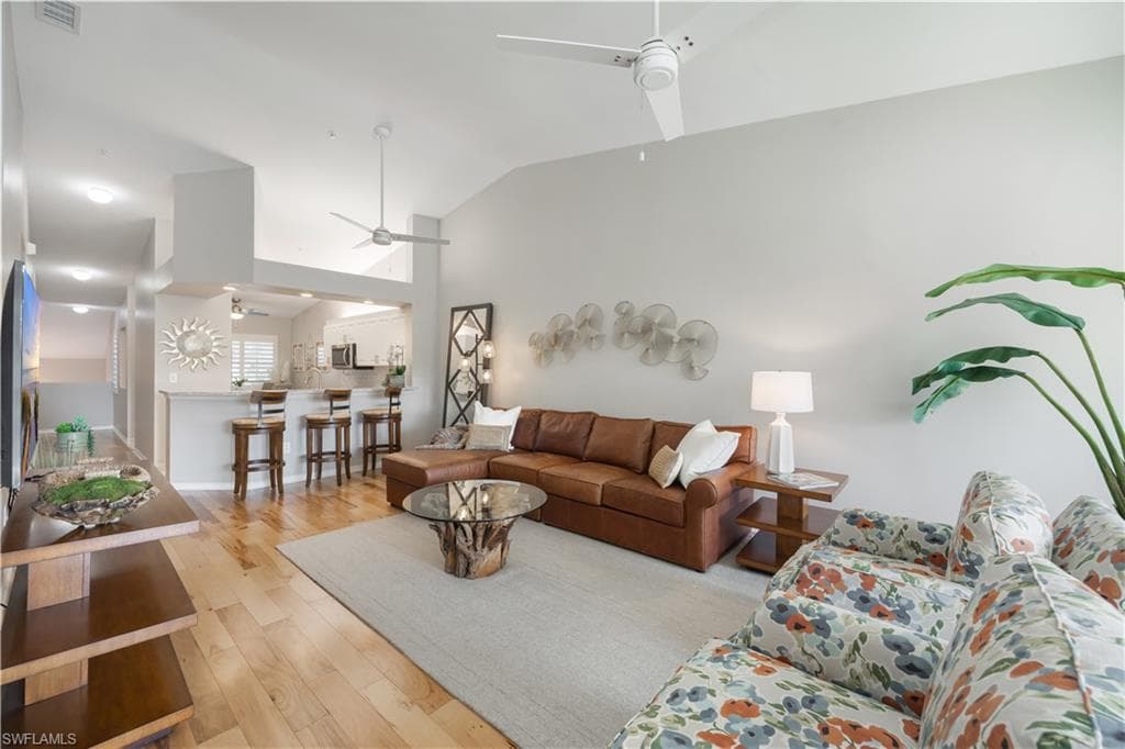 7564 Silver Trumpet LN U202-3