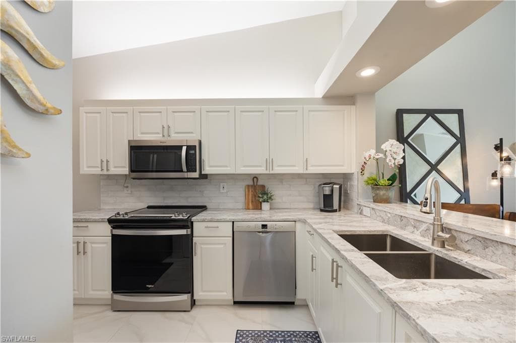 7564 Silver Trumpet LN U202-10