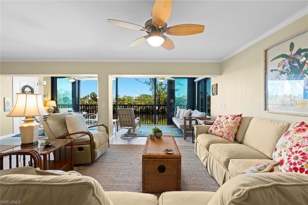 1340 Middle Gulf DR 8A-3