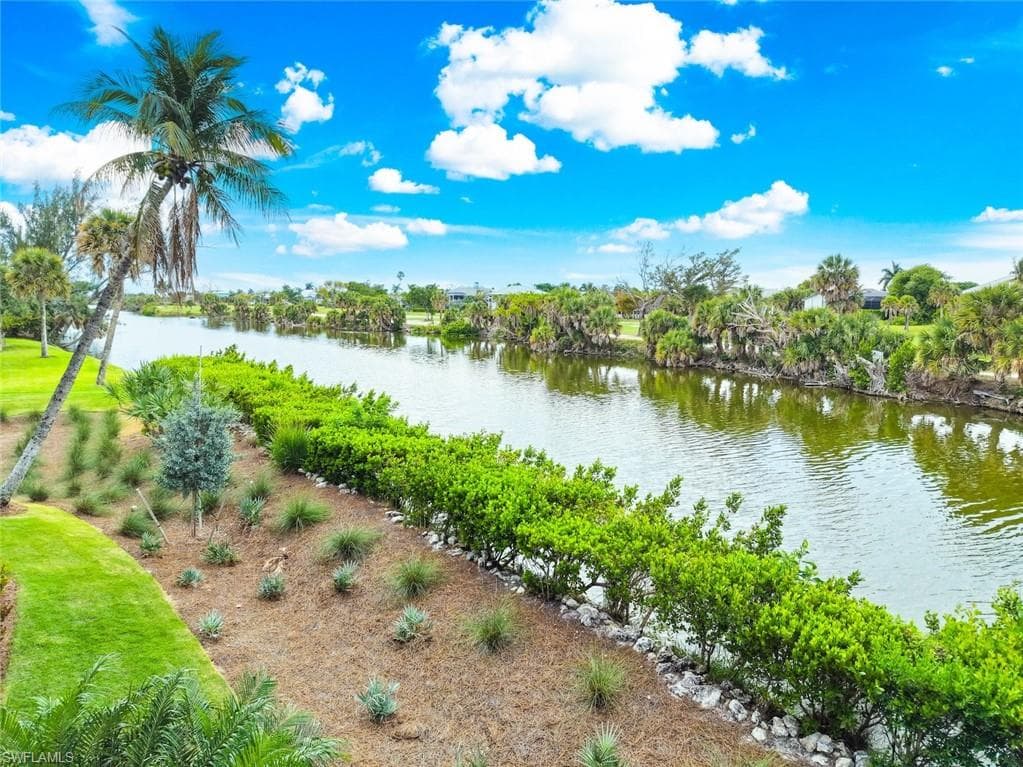 1340 Middle Gulf DR 8A-39