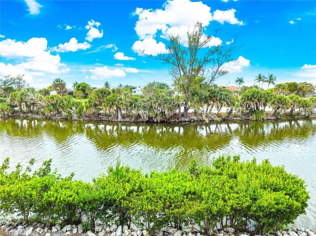 1340 Middle Gulf DR 8A-8