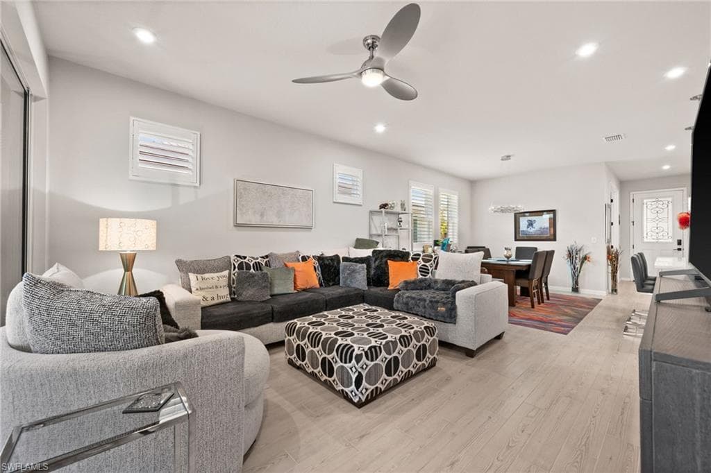 10353 Bonavie Cove DR-23