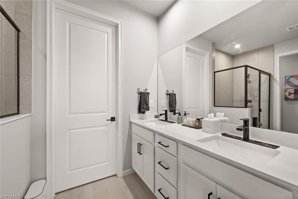 10353 Bonavie Cove DR-28