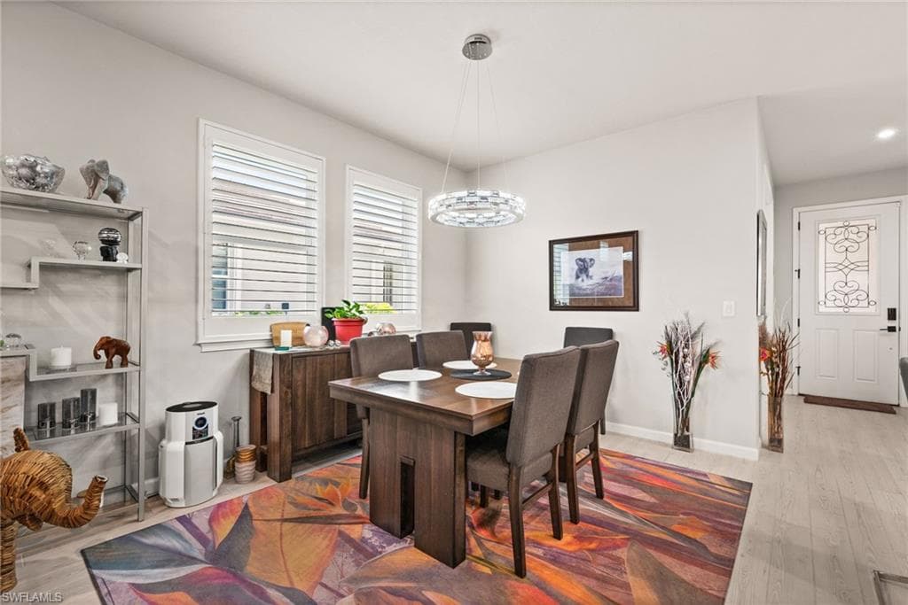 10353 Bonavie Cove DR-19
