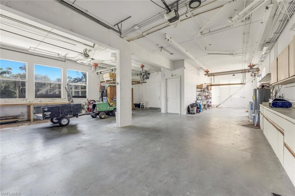 3788 Harold AVE-20