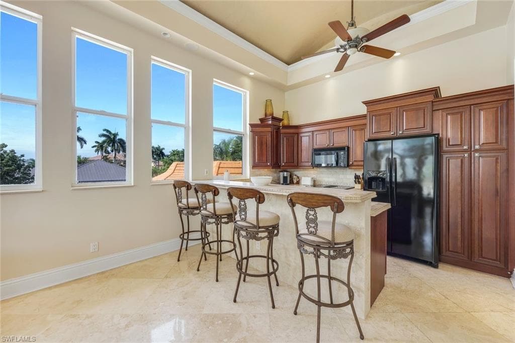 3788 Harold AVE-10
