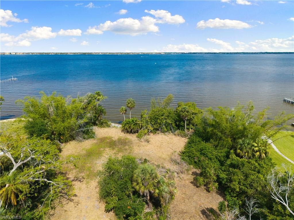 11480 McGregor BLVD-6