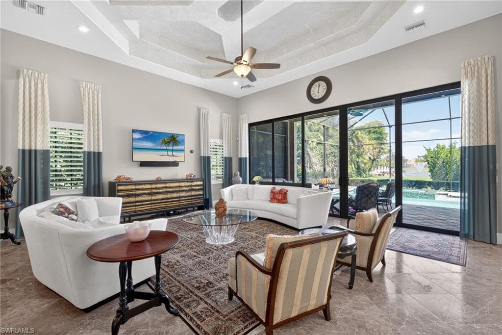 628 VENEZIA GRANDE DR-5