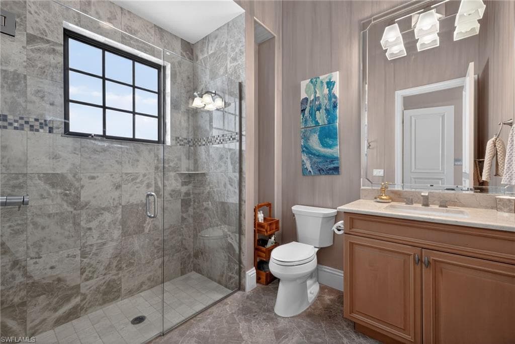 628 VENEZIA GRANDE DR-24