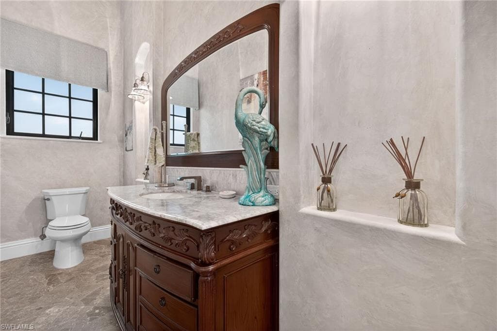 628 VENEZIA GRANDE DR-19
