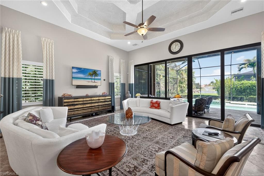 628 VENEZIA GRANDE DR-8