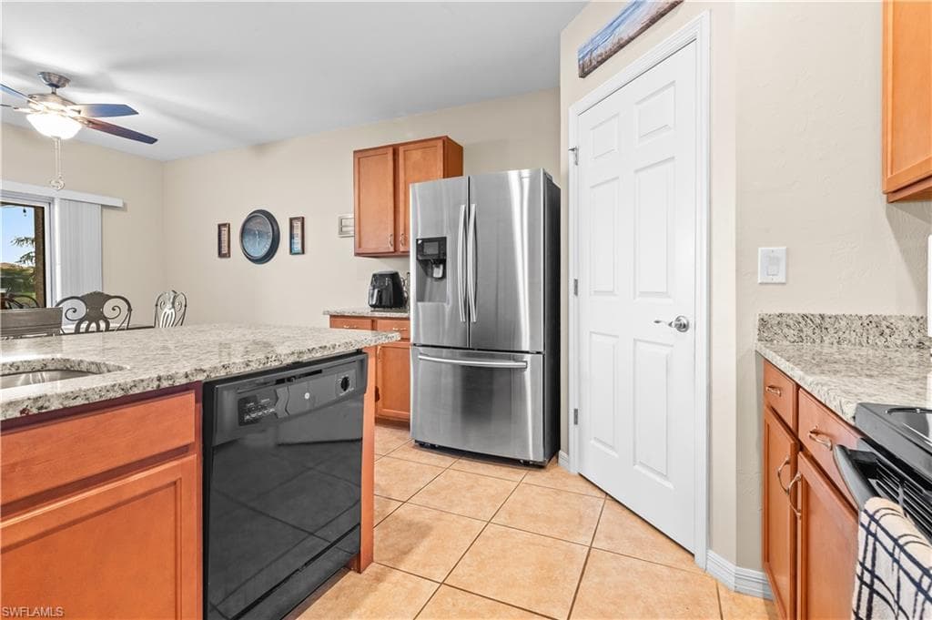 3118 Apple Blossom DR-3