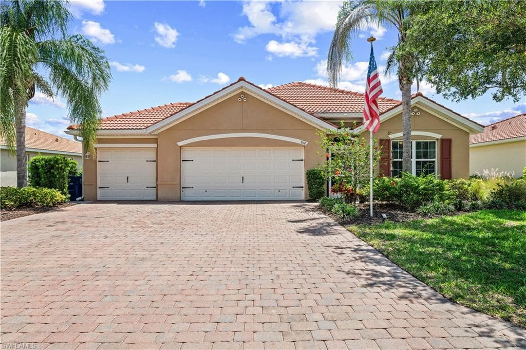 3118 Apple Blossom DR-24
