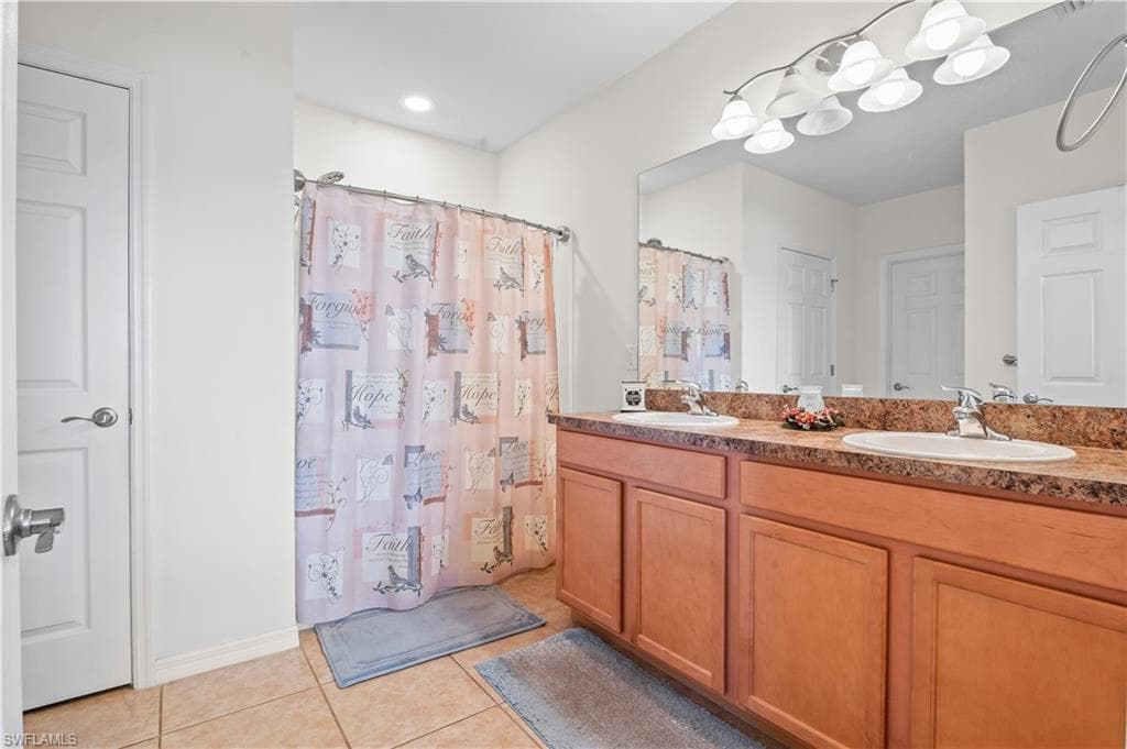 3118 Apple Blossom DR-15