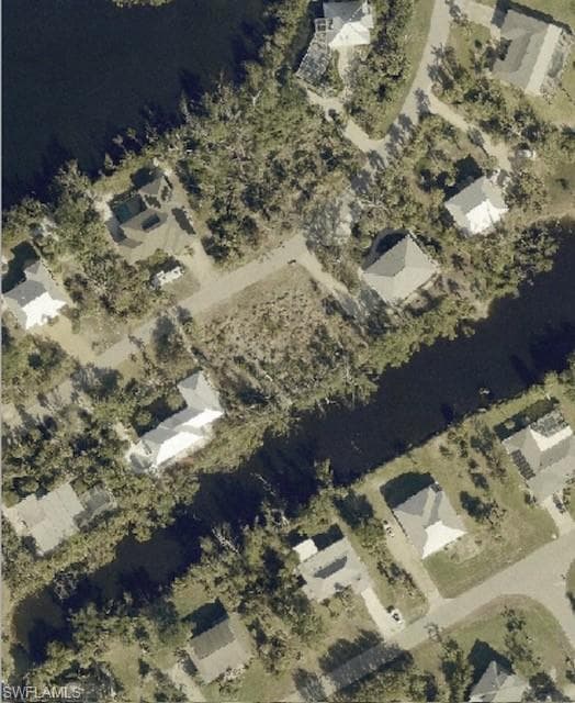 9436 Beverly LN-3