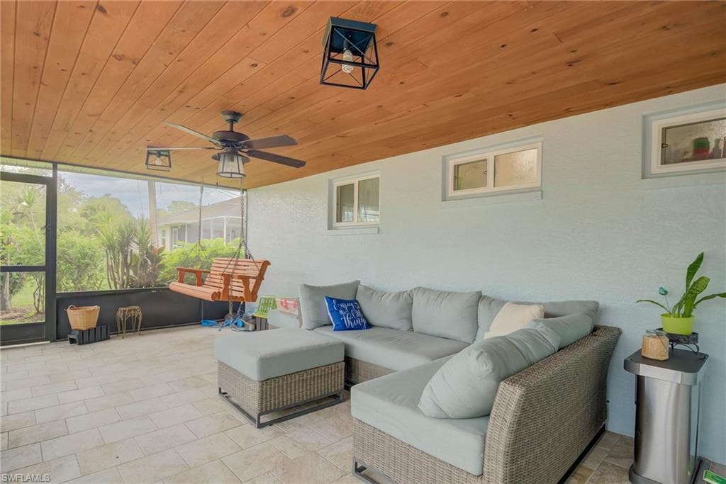 14539 Riverside DR-18