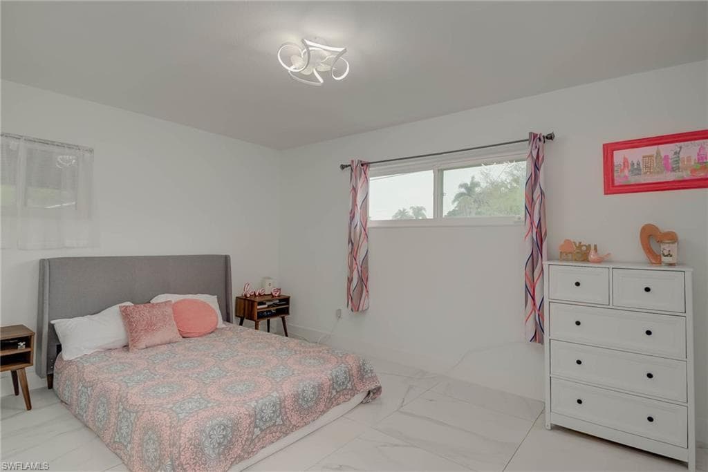 14539 Riverside DR-15