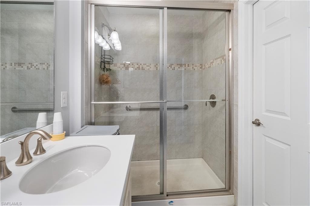 3719 Crofton CT-15
