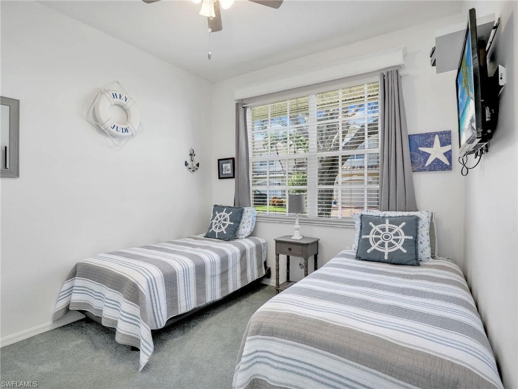 25051 Ballycastle CT 102-32