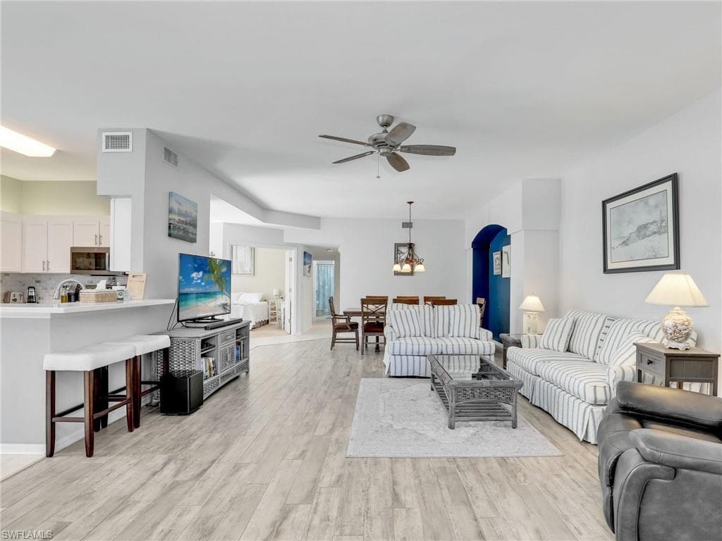 25051 Ballycastle CT 102-15