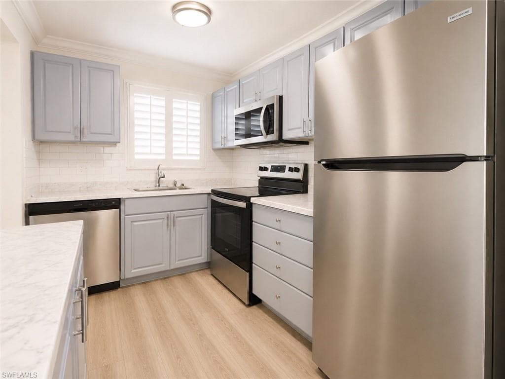 225 Turtle Lake CT 210-3