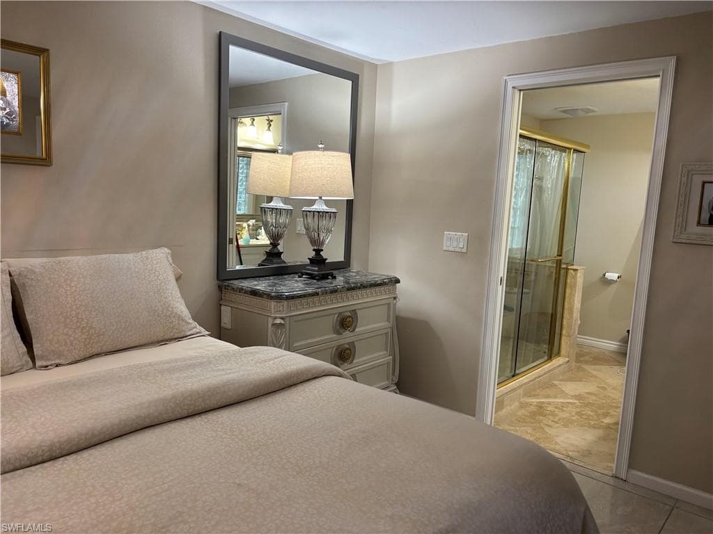 1156 Oakes BLVD-20