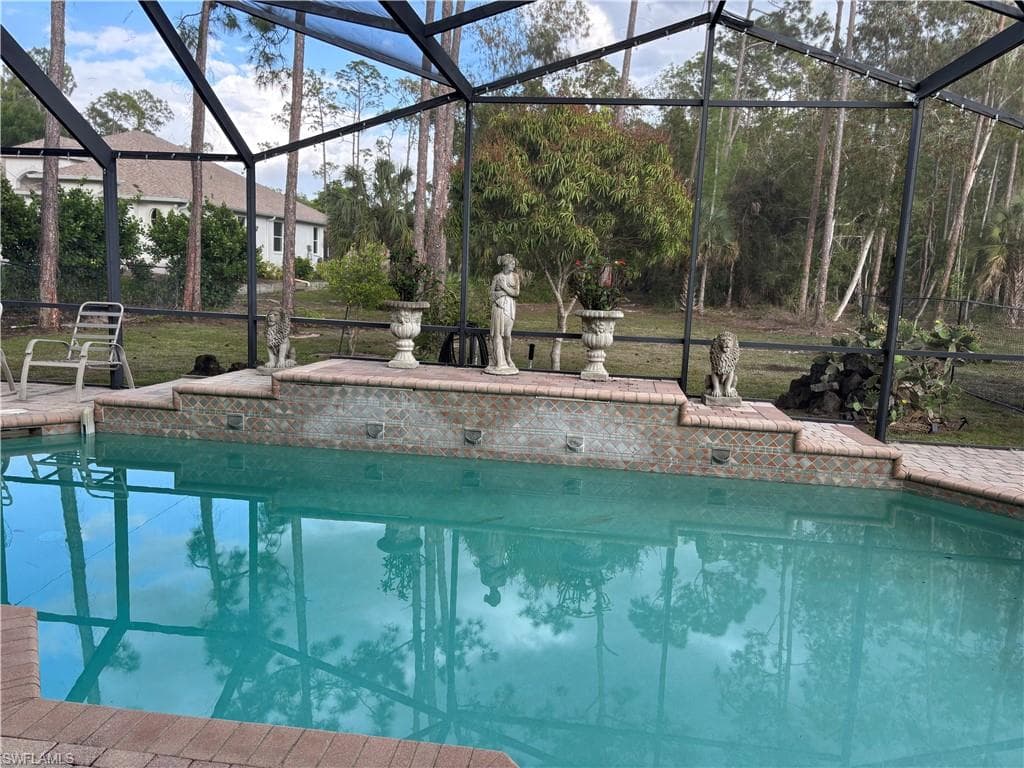 1156 Oakes BLVD-1