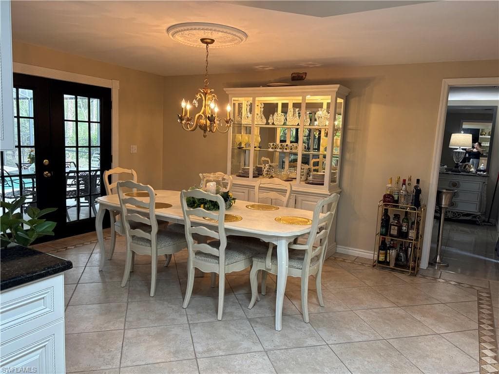 1156 Oakes BLVD-14