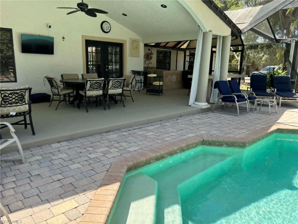 1156 Oakes BLVD-44