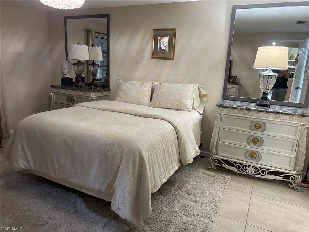 1156 Oakes BLVD-21
