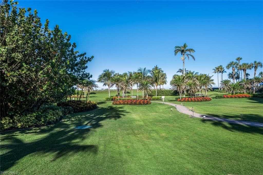4751 Gulf Shore BLVD N PH7-38