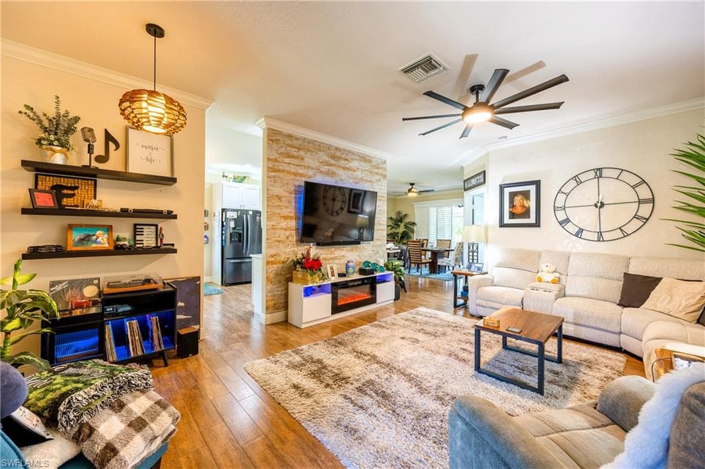 2128 Cape Heather CIR-6