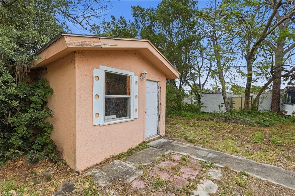 2355 Jeffcott ST-19