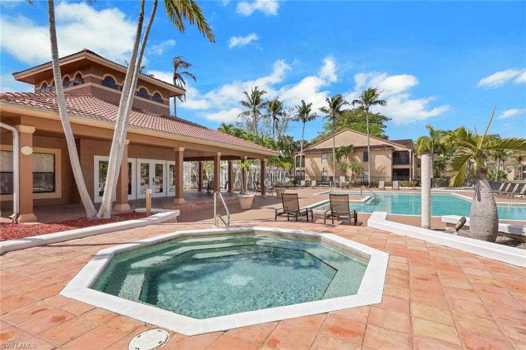 2214 Arbour Walk CIR 2012-27