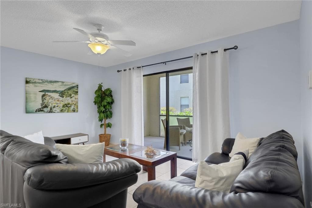 2214 Arbour Walk CIR 2012-6