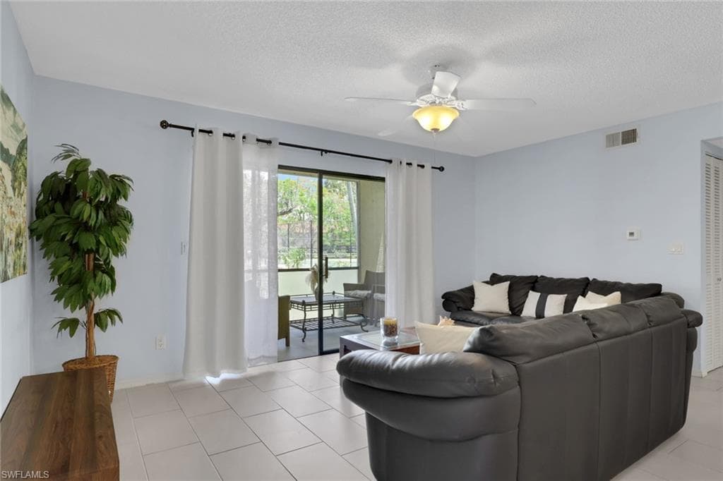 2214 Arbour Walk CIR 2012-7